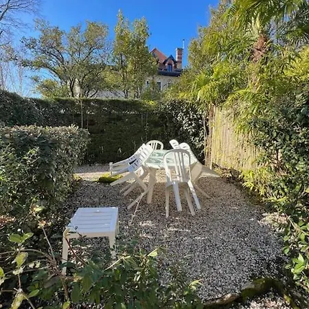Jolie T3 Dans Belle Maison Bourgeoise Chene Appartement
